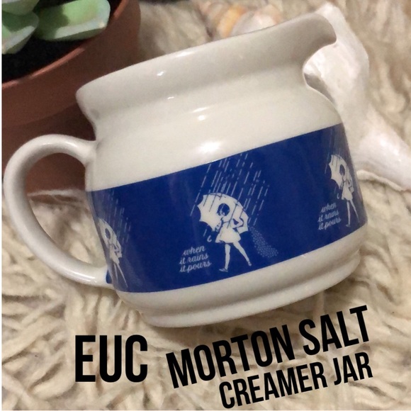 EUC-Vintage Morton Salt Creamer Jar-White/Blue